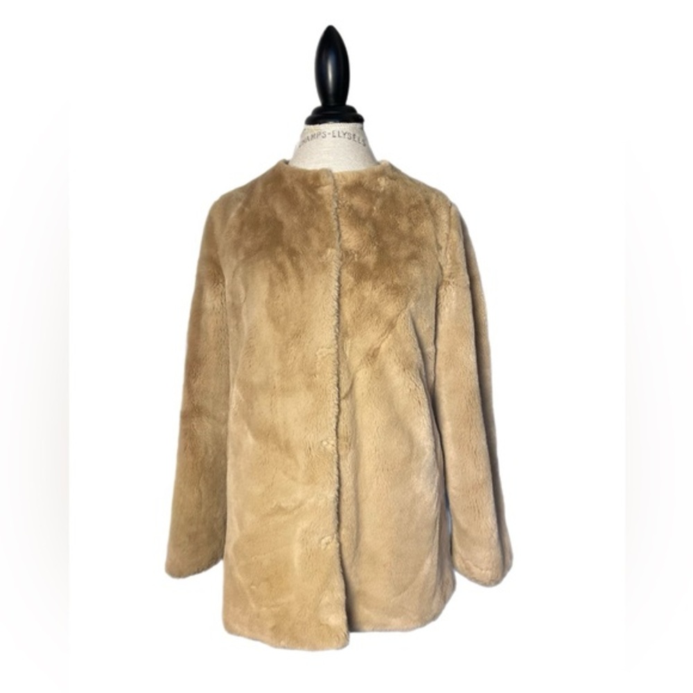 Stradivarius Women's Tan Faux Fur Coat Size Large